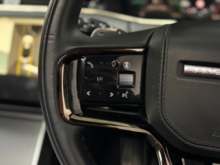 2024 Land Rover Range Rover Evoque HSE DYNAMIC P300E *PAN ROOF* €51,990 thumbnail