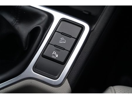 2020 Kia Sportage - thumbnail 17