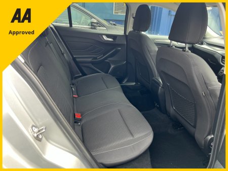 2019 Ford Focus - thumbnail 9