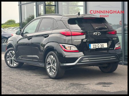 2022 Hyundai Kona Executive EV 39kWh Auto €18,990 thumbnail