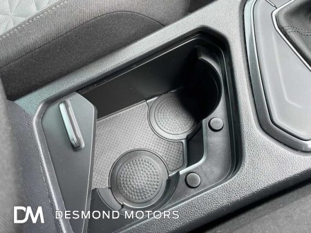 2023 Volkswagen Tiguan LIFE TSI S-A DSG €35,995 thumbnail