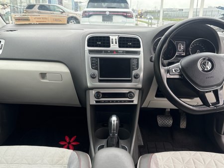 2017 Volkswagen Polo Polo *Beats Edition* 1.2 Petrol Automatic €13,950 thumbnail