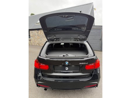 2014 BMW 3 Series - thumbnail 18