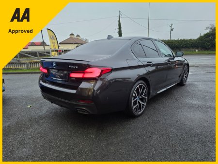 2022 BMW 5 Series - thumbnail 5