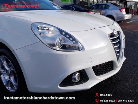 2015 Alfa Romeo Giulietta SUPER 1.4 AUTOMATIC €10,999 thumbnail