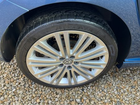 2015 Volkswagen Polo - thumbnail 19