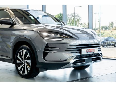 2025 BYD Seal U DM-I COMFORT €43,899 thumbnail