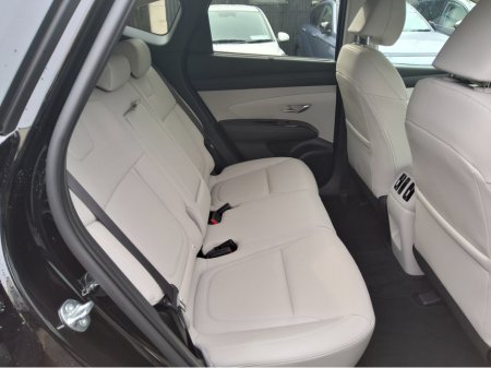 2025 Hyundai Tucson PLATINUM PHEV  - Only 4,000 Km - Top Spec - Side Steps - €46,950 thumbnail