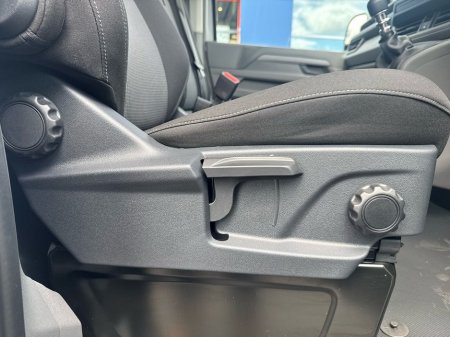 2025 Volkswagen Transporter  €33,475 thumbnail