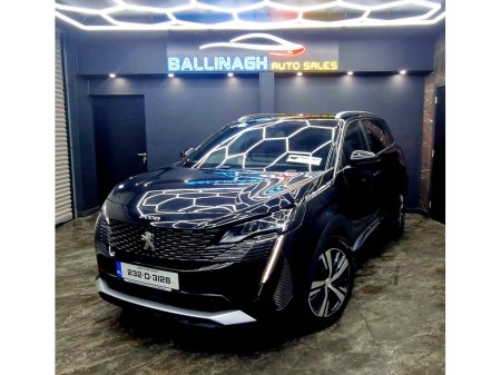 2023 Peugeot 5008 1.5 BlueHDi 130bhp Allure Auto €33,950 thumbnail