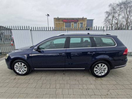 2012 Volkswagen Passat - thumbnail 6