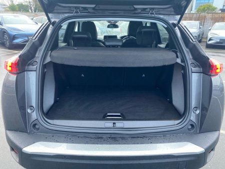 2022 Peugeot 2008 - thumbnail 21