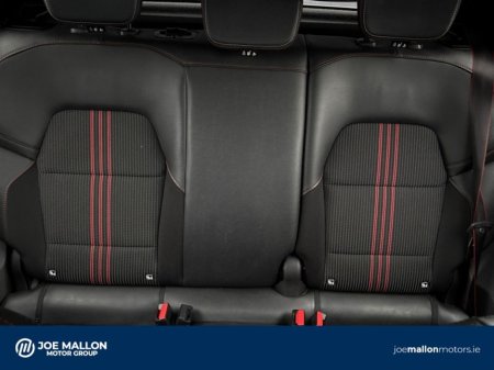 2023 Renault Captur TCe 90 RS Line thumbnail