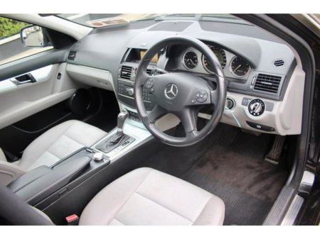 2009 Mercedes-Benz C Class - thumbnail 7