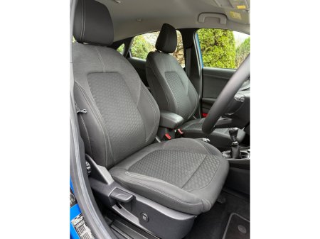 2020 Ford Puma 1.0T EcoBoost mHEV 125PS Titanium €17,950 thumbnail