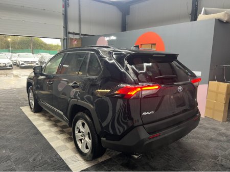 2021 Toyota Rav4 - photo 4