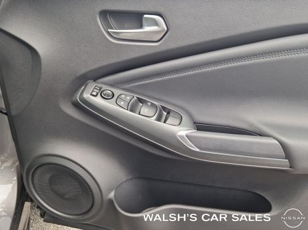 2025 Nissan Juke - thumbnail 35