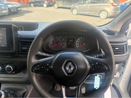 2023 Renault Trafic - thumbnail 16