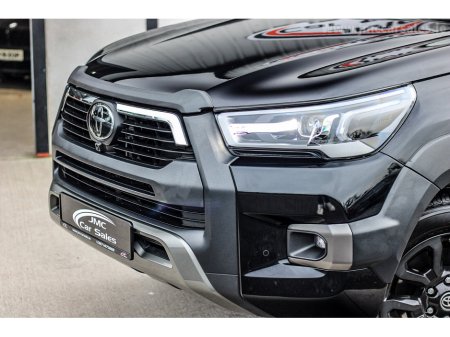2026 Toyota Hilux - thumbnail 3