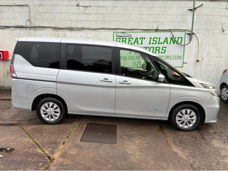 2017 Nissan Serena  €19,750