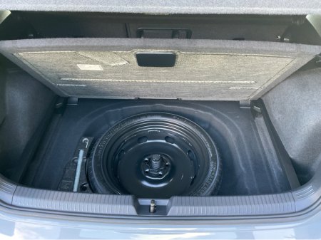 2022 Volkswagen Golf - thumbnail 30