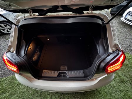 2016 Mercedes-Benz A Class - thumbnail 24