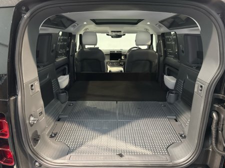 2025 Land Rover Defender 110 D350 DIESEL *N1 Commerical €98,750 thumbnail