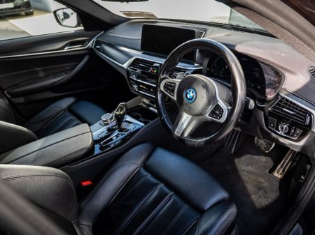 2022 BMW 5 Series 530E XDRIVE M SPORT *PRO PACK* €35,950 thumbnail