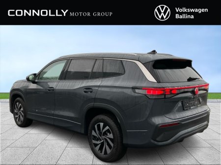 2026 Volkswagen Tayron - view 2