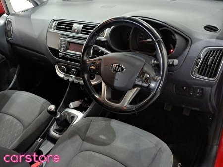 2017 Kia Rio - thumbnail 15