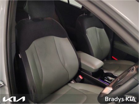 2025 Kia Sportage PHEV MY25 €42,950 thumbnail