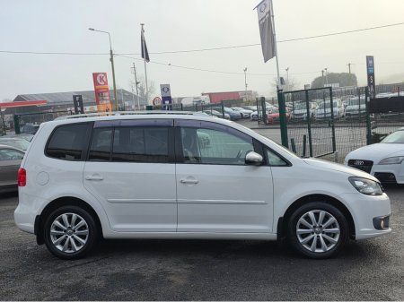 2012 Volkswagen Touareg 1.4 TSI HIGHLINE EDITION 7 SEATER ALLOYS SIMI DEALER - SPECIALISING IN IMPORTS OF GERMAN AUTOMATIC HI SPEC CARS thumbnail