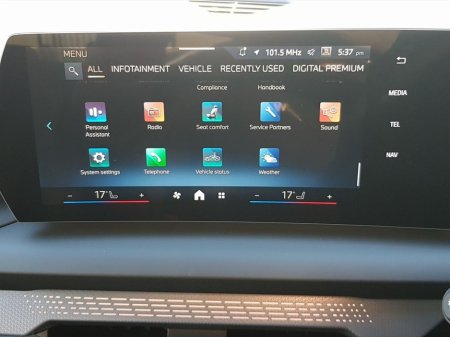 2026 BMW 1 Series - thumbnail 8