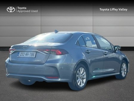 2023 Toyota Corolla - photo 2