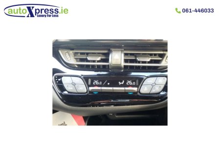 2021 Toyota C-HR Hybrid G, Ultra Low mileage, reversing camera thumbnail