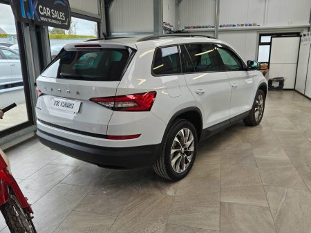 2021 Skoda Kodiaq - view 3