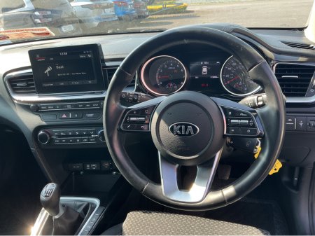 2018 Kia Ceed - thumbnail 13