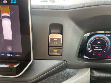 2025 Volkswagen Crafter  €39,975 thumbnail