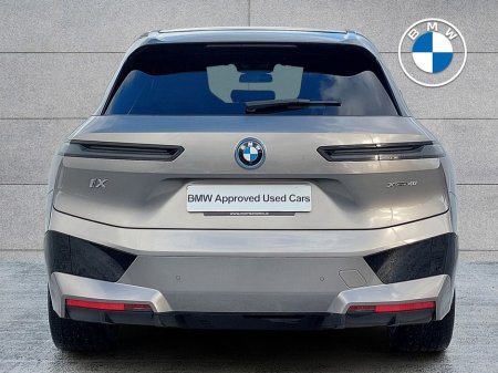 2023 BMW iX xDrive40 M Sport Edition €46,995 thumbnail