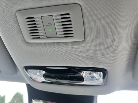 2026 MG HS SE thumbnail