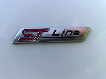 2022 Ford Kuga 1.5TDCi ST Line Eco 120PS ST-Line Mint Hi Spec €28,945 thumbnail