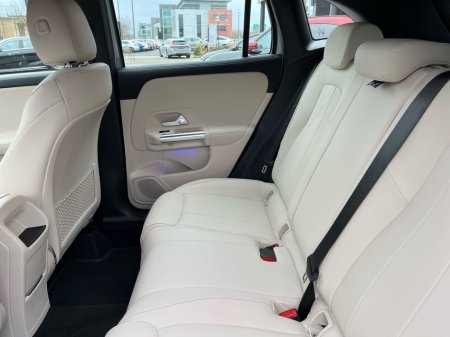 2026 Mercedes-Benz GLA Class - thumbnail 4