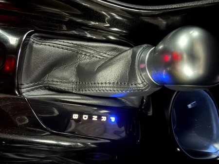 2018 Toyota C-HR 1.8 HYBRID LUNA €19,790 thumbnail