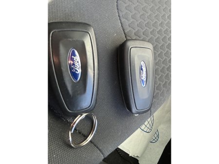 2017 Ford Focus - thumbnail 10