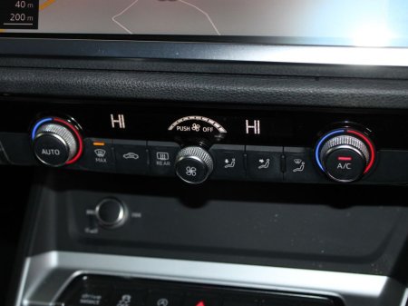 2019 Audi Q3 Sport 35 TDI S-A 150PS 5DR AUT €28,999 thumbnail