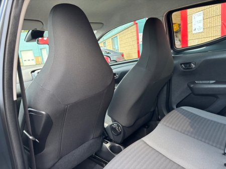 2020 Toyota Aygo 1.0 VVT-i x-play Smartphone €11,950 thumbnail