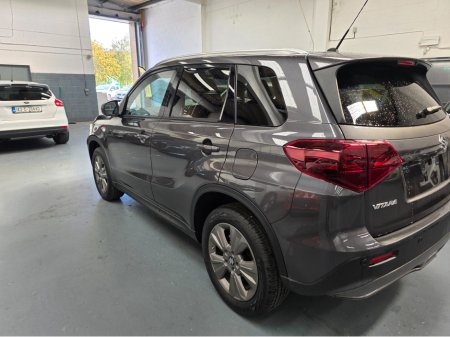 2025 Suzuki Vitara Motion €34,900