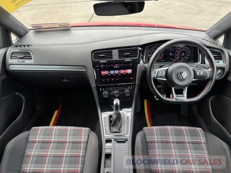 2018 Volkswagen Golf - thumbnail 12