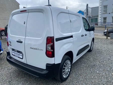 2023 Toyota Proace - thumbnail 6