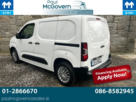 2021 Citroen Berlingo LX 1.5 BLUEHDI 75 S&S 650KG M €11,950 thumbnail